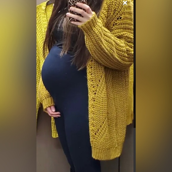 Medium Yellow jacket - Picture 3 of 10